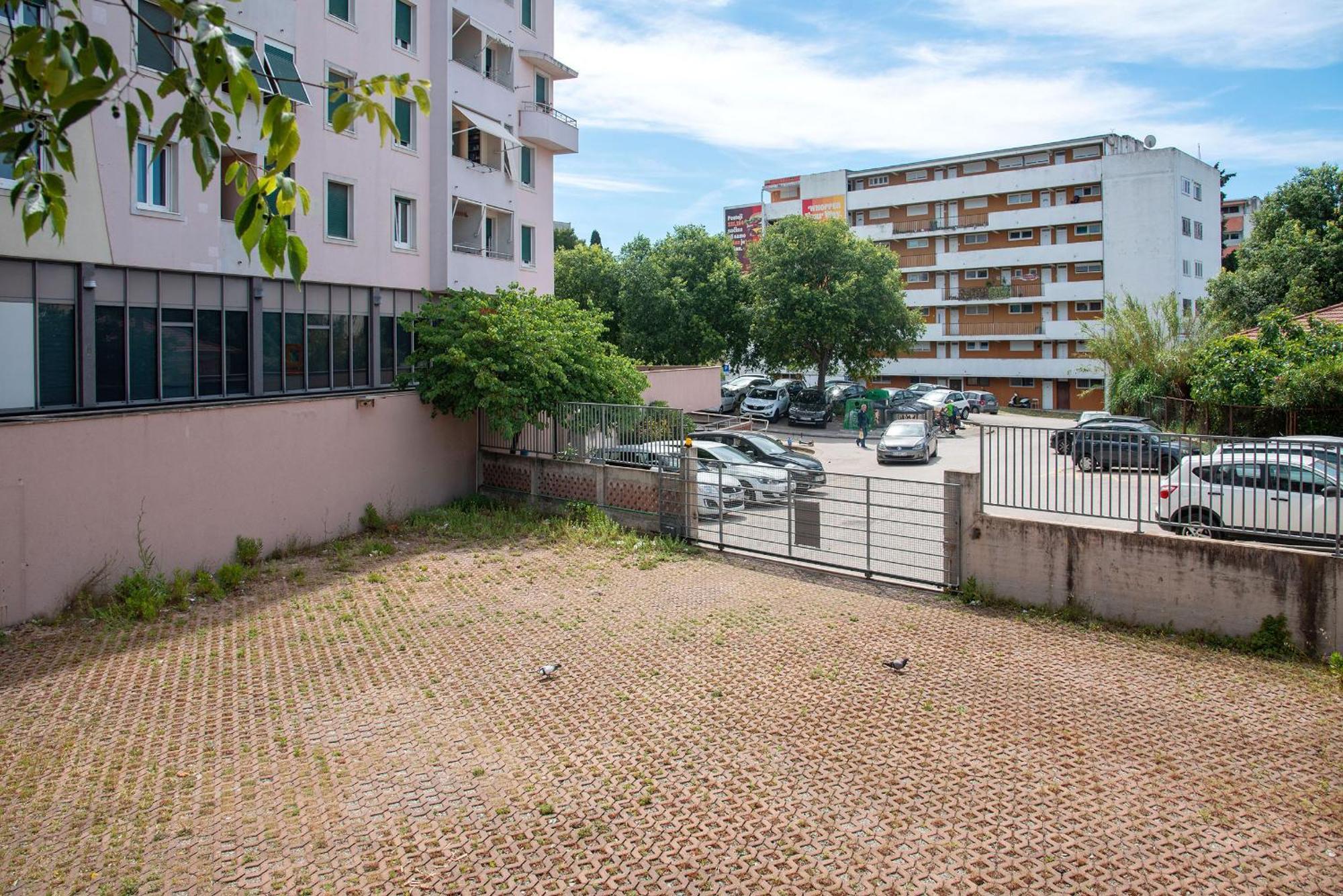 Petite Haven Apartment Split Ngoại thất bức ảnh